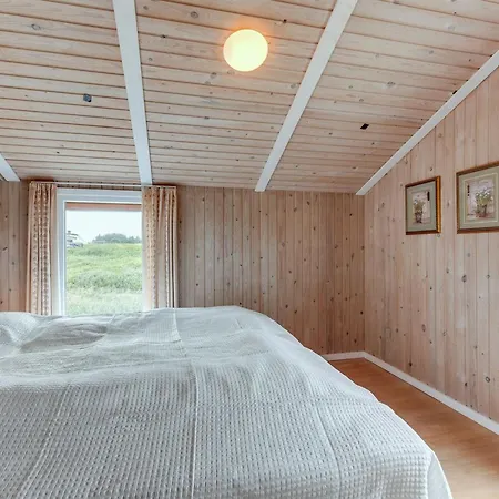 Nyaraló Mogens - From The Sea By Interhome